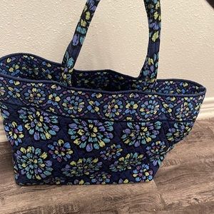 Large Vera Bradley tote
